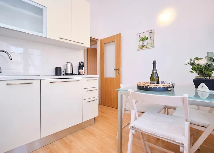 By Interhome Appartamento Spalato